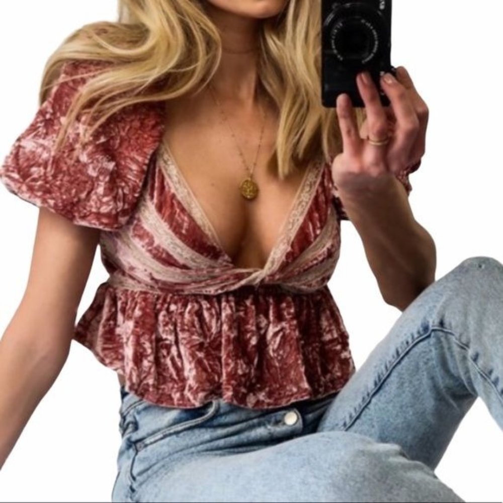 Free People Yours Truly Velvet Top Size Small NWT